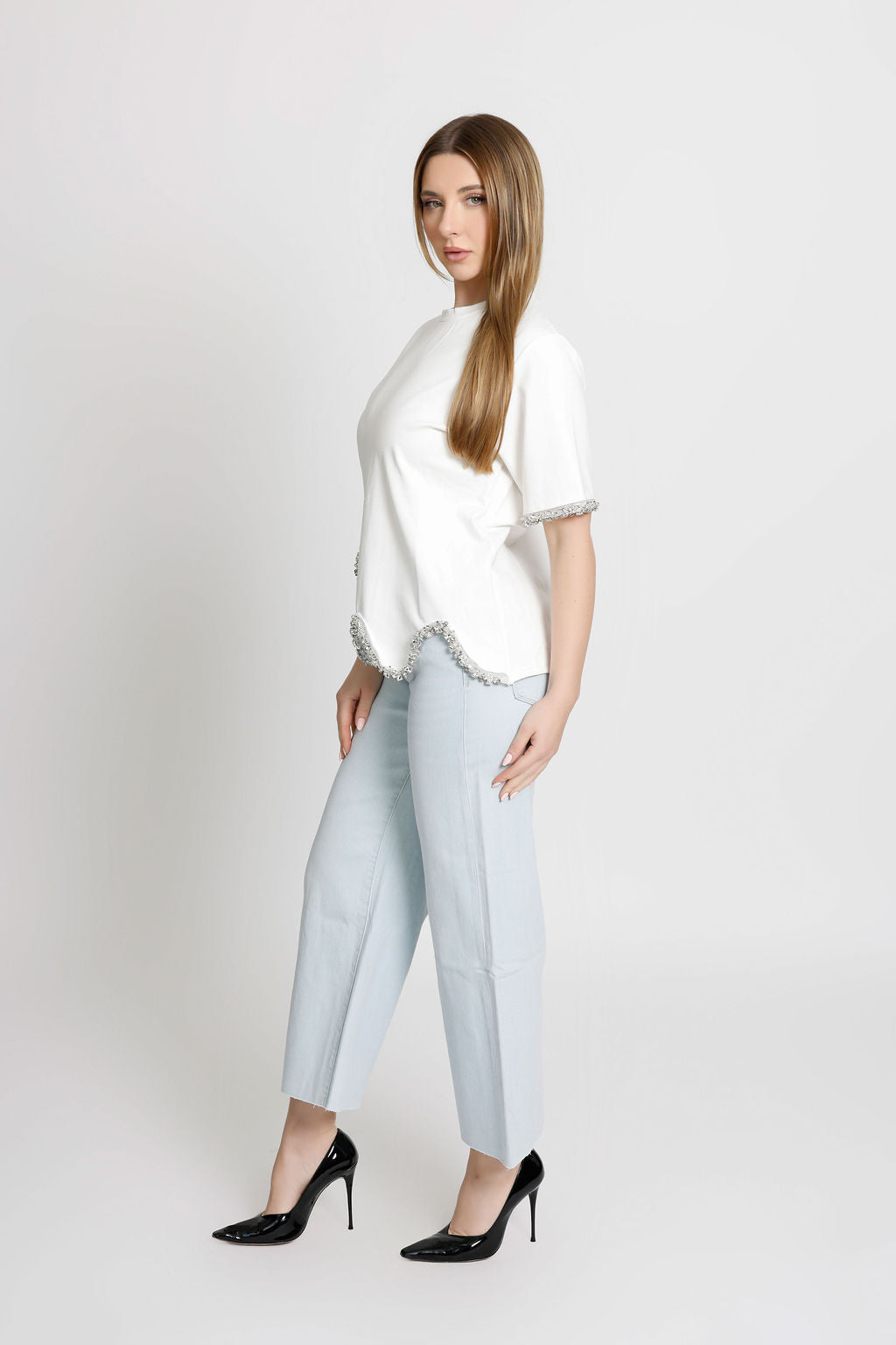 Rhinestone Detailed White Tee