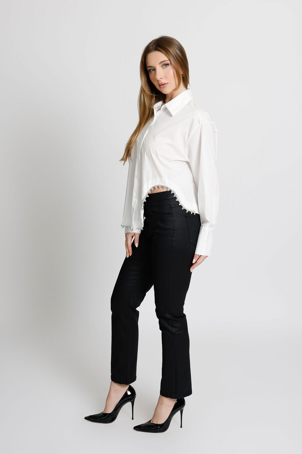 Rhinestone Detailed Wavy Long Sleeve Button Up Shirt